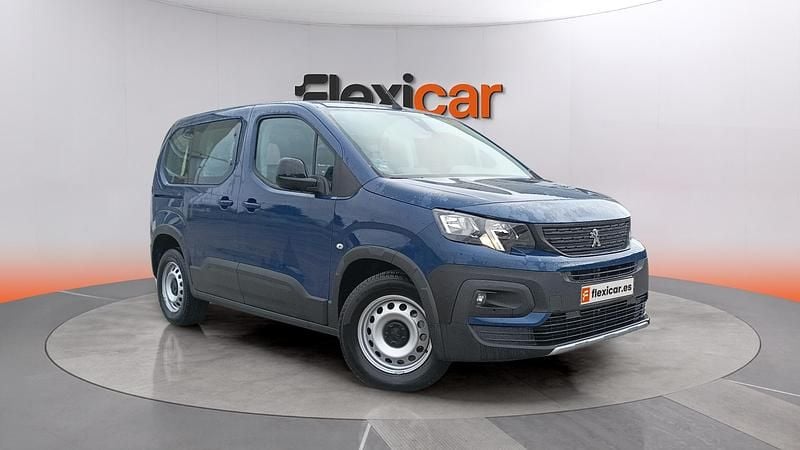Usado Peugeot Rifter Allure 101 CV (74 kW) 2024 Azul Monovolumen