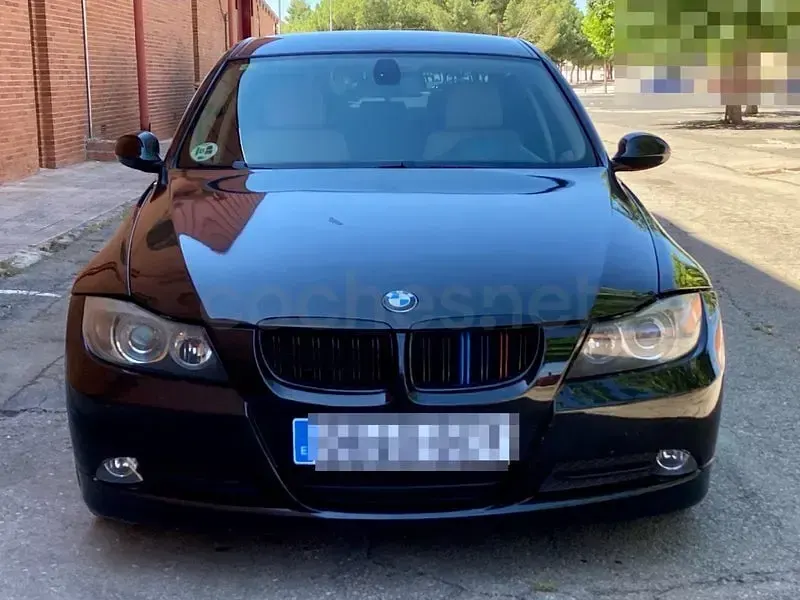 Usado BMW 318 143 CV (105 kW) 2008 Negro Berlina