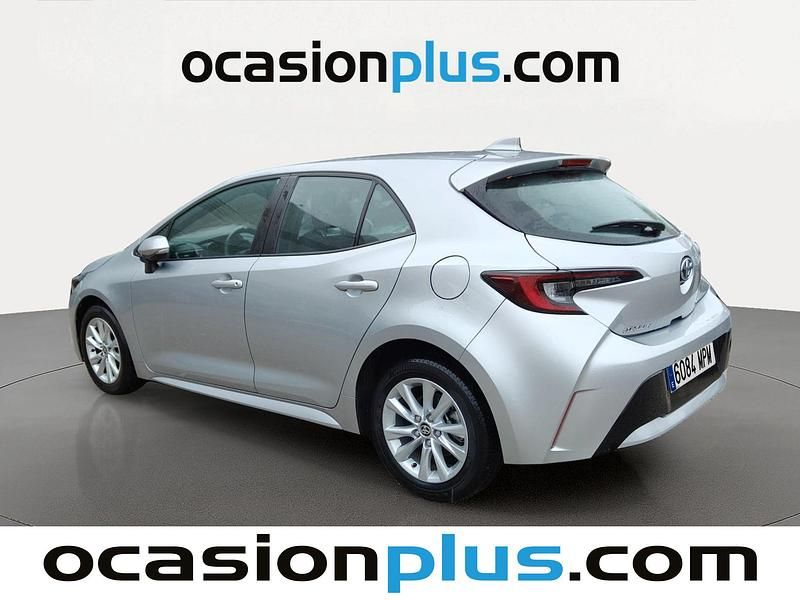 Usado Toyota Corolla Active 140 CV (102 kW) 2024 Gris plata Utilitario