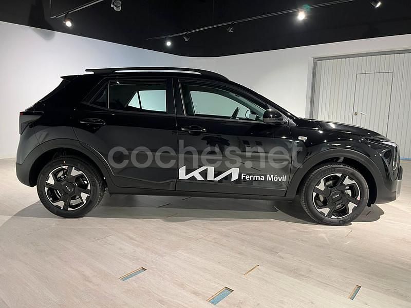 Nuevo Kia Stonic 100 CV (73 kW) 2025 Negro SUV
