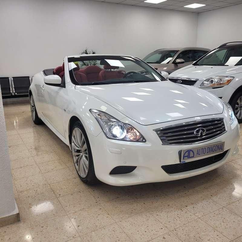 Usado Infiniti G37 Premium 320 CV (235 kW) 2012 Blanco Coupe