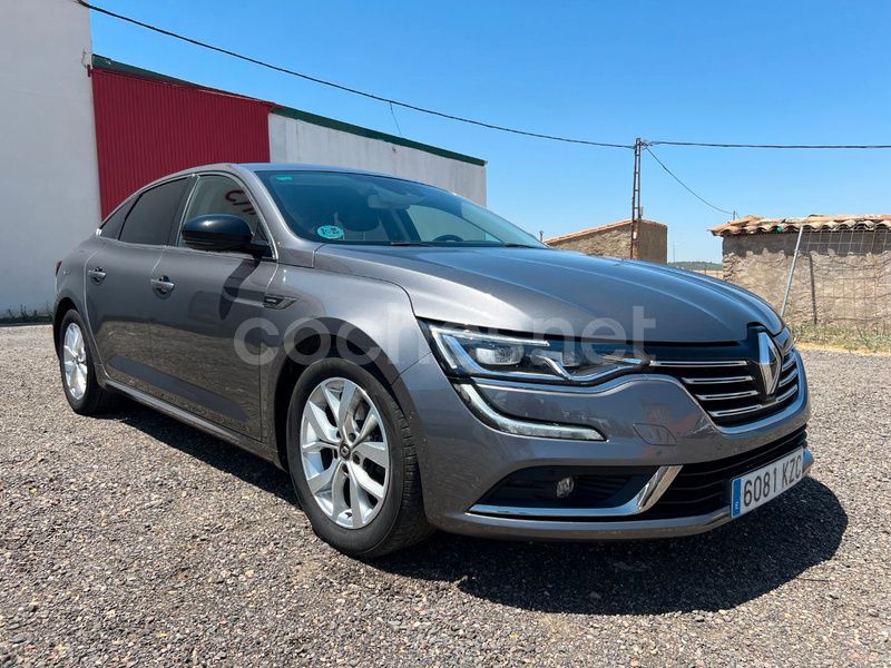 Usado Renault Talisman LIMITED 120 CV (88 kW) 2019 Gris / plata Berlina