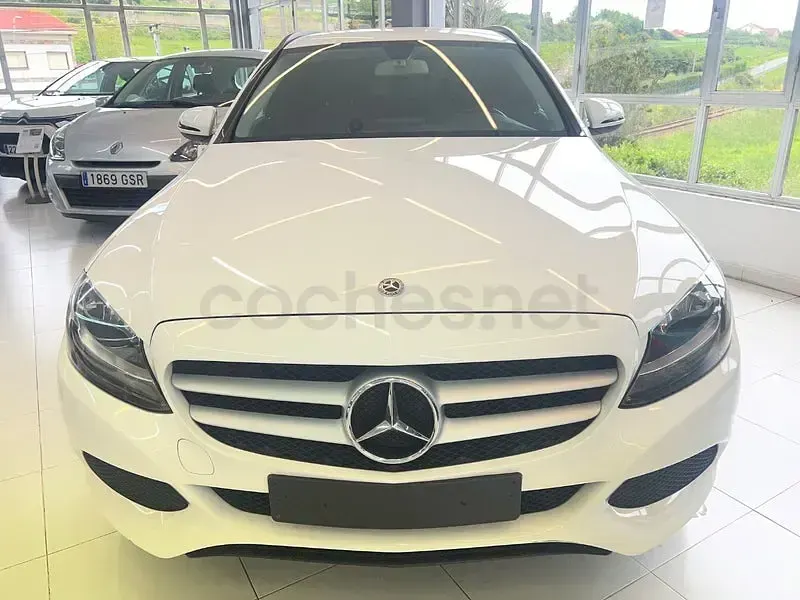 Usado Mercedes C220 170 CV (125 kW) 2016 Blanco Familiar