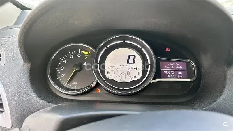 Usado Renault Mégane LIMITED 115 CV (84 kW) 2015 Azul Berlina