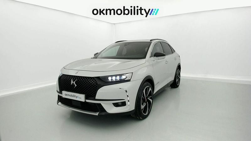 Usado DS Automobiles DS7 Crossback Performance Line Plus 300 CV (220 kW) 2022 Blanco nacarado SUV