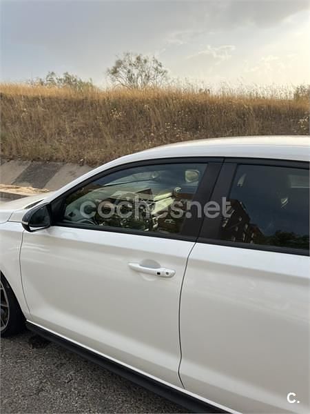 Blanco Usado 2019 Hyundai i30 N Performance Berlina | 26.900 € (Precio justo) - Imagen 1/4