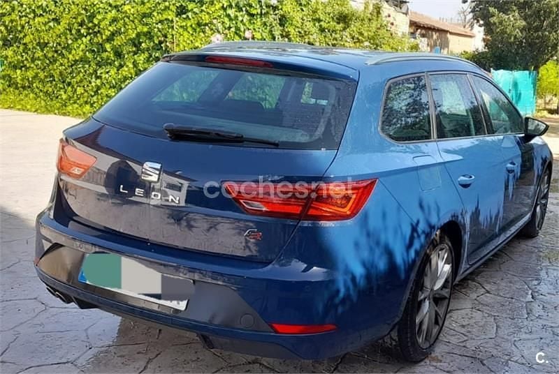 Usado Seat Leon ST FR 150 CV (110 kW) 2017 Azul Familiar