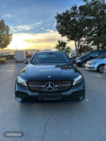 Negro Usado 2016 Mercedes GLC220 SUV | 38.900 € - Imagen 1/4