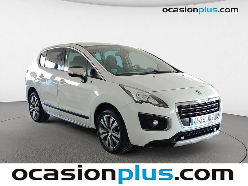 Usado Peugeot 3008 Style 131 CV (96 kW) 2015 Blanco Monovolumen