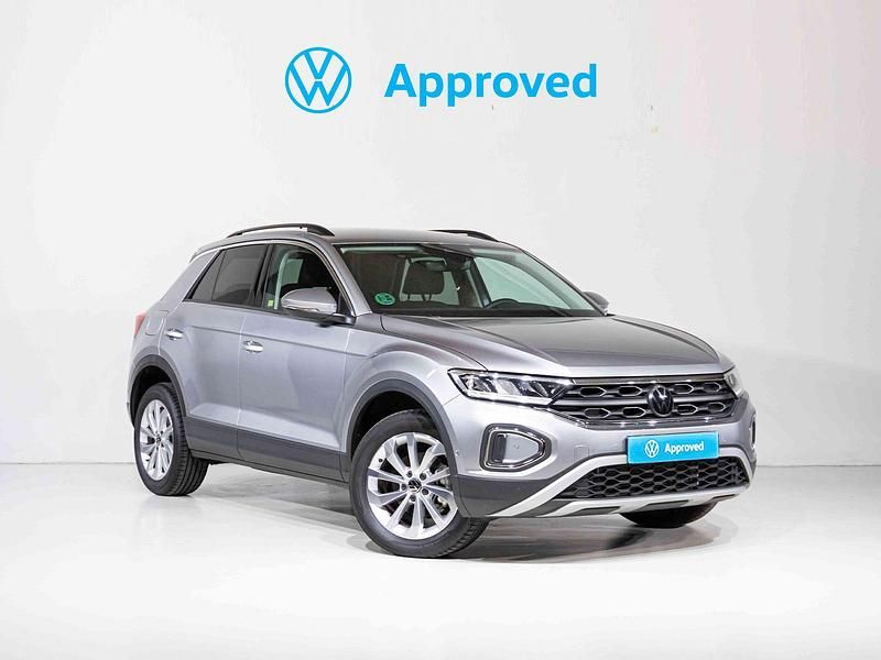 Otro Usado 2024 VW T-Roc Life SUV | 28.950 € (Un poco caro) - Imagen 1/4