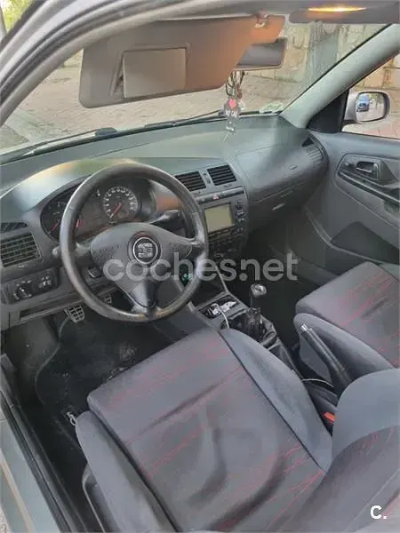 Usado Seat Ibiza 75 CV (55 kW) 2001 Blanco Utilitario