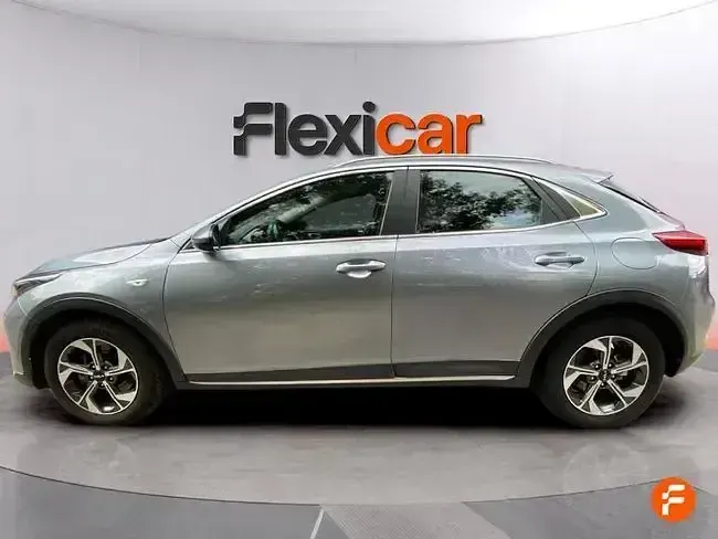 Usado Kia XCeed 160 CV (117 kW) 2023 Gris SUV