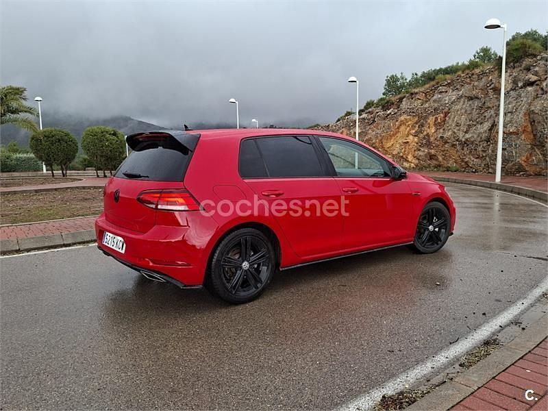 Usado VW Golf VII Sport 150 CV (110 kW) 2017 Rojo Berlina