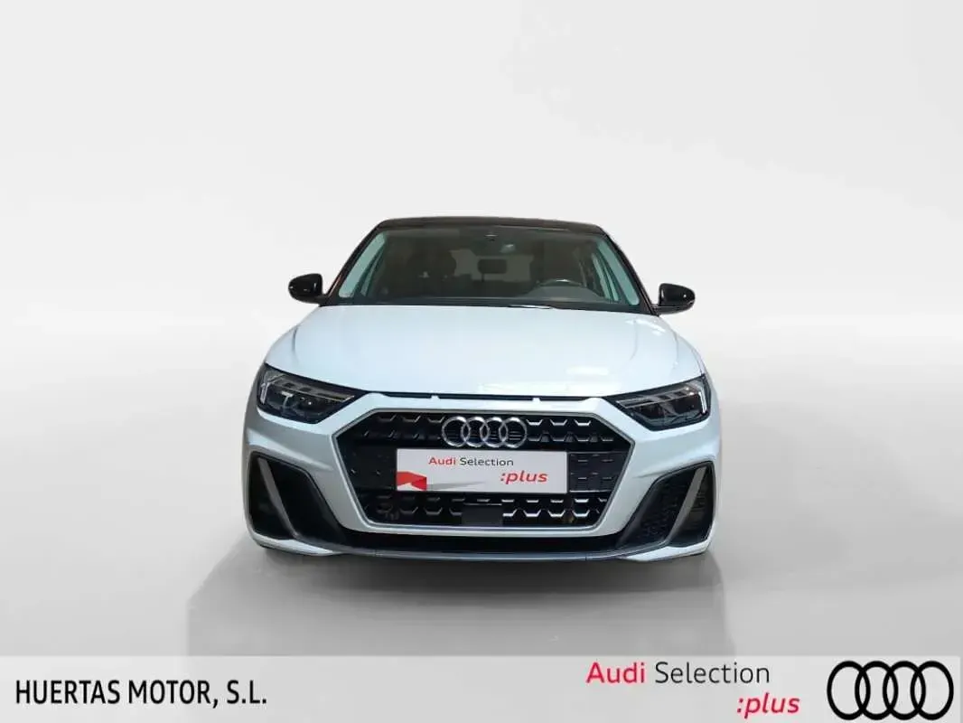 Usado Audi A1 110 CV (80 kW) 2022 Blanco SUV