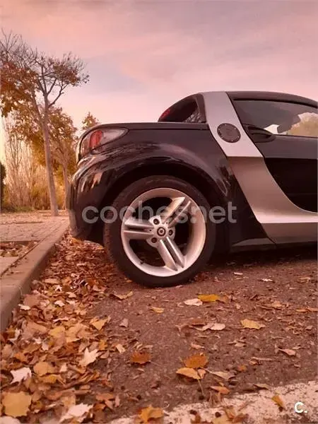 Usado Smart Roadster 82 CV (60 kW) 2003 Negro Descapotable
