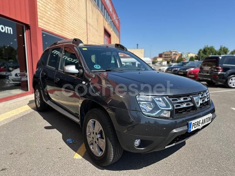 Usado Dacia Duster Ambiance 125 CV (91 kW) 2016 Gris / plata SUV