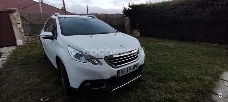 Usado Peugeot 2008 Crossway 120 CV (88 kW) 2016 Blanco SUV