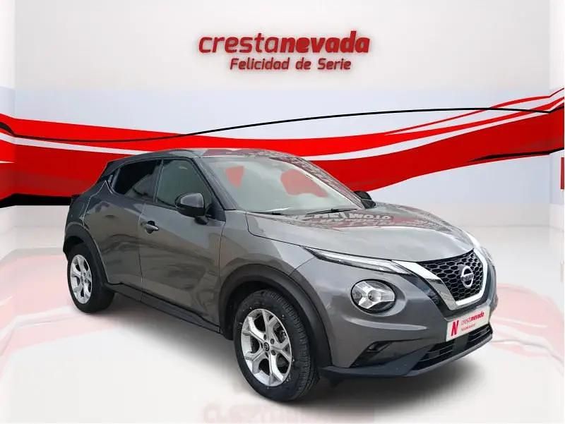 Usado Nissan Juke N-Connecta 114 CV (83 kW) 2021 Gris SUV