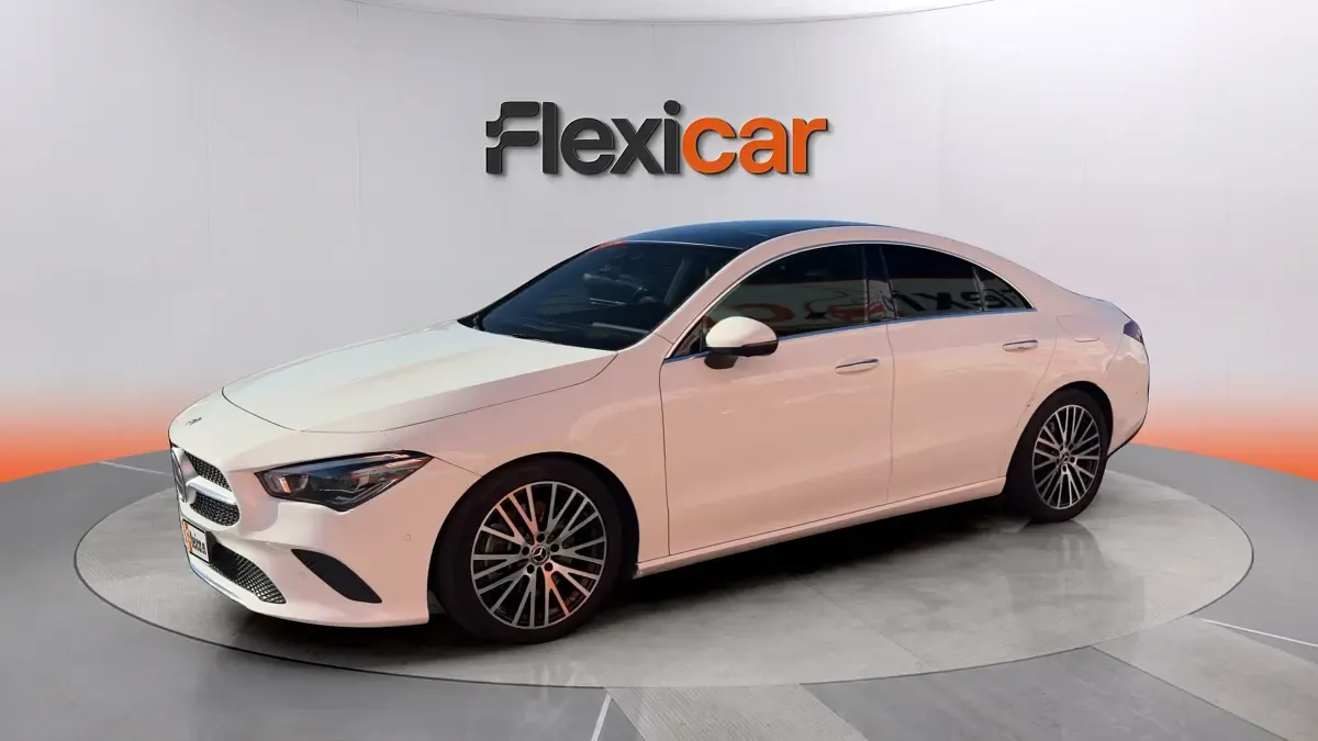 Usado Mercedes CLA250 224 CV (164 kW) 2019 Blanco Coupe