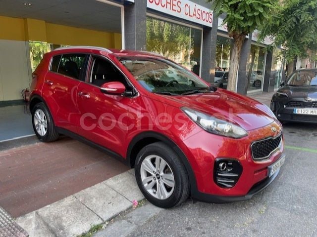 Granate Usado 2018 Kia Sportage SUV | 14.700 € (Precio justo) - Imagen 1/4
