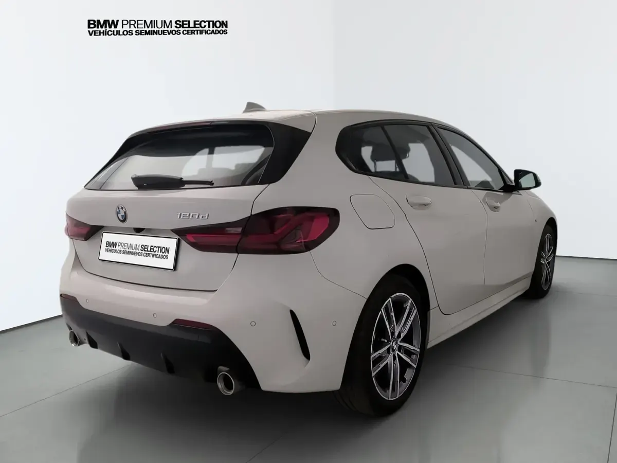 Usado BMW 120 Executive 190 CV (139 kW) 2022 Blanco Utilitario