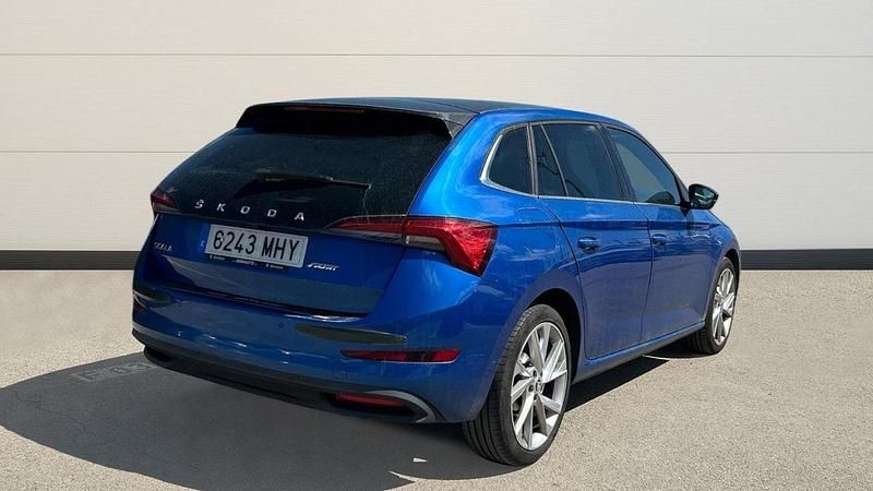 Usado Skoda Scala Sport 150 CV (110 kW) 2023 Azul Utilitario