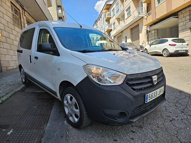 Usado Dacia Dokker Ambiance 90 CV (66 kW) 2016 Blanco Monovolumen