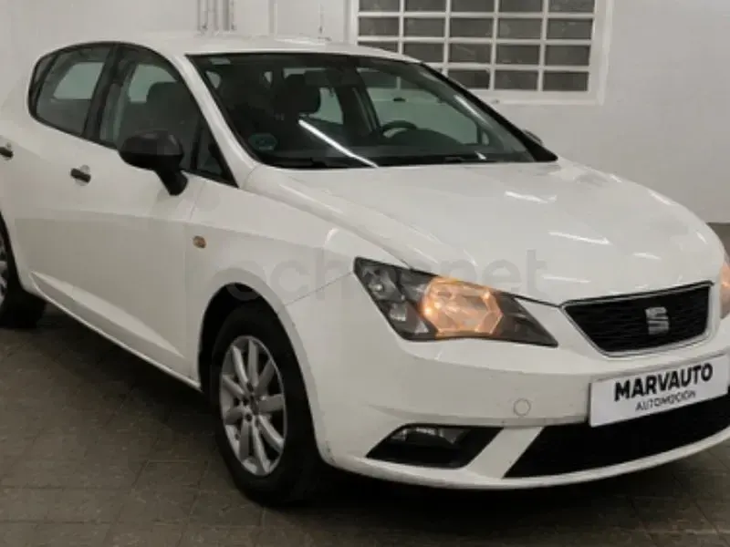 Usado Seat Ibiza Reference 95 CV (69 kW) 2015 Blanco Berlina