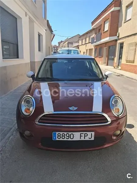 Usado Mini Cooper D 110 CV (80 kW) 2007 Granate Utilitario