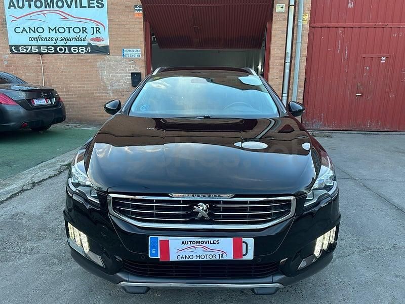 Usado Peugeot 508 RXH 200 CV (147 kW) 2017 Negro Familiar