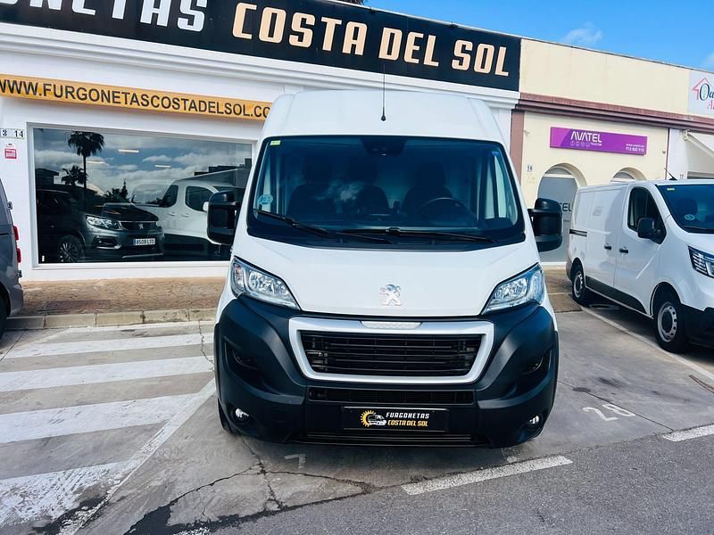 Usado Peugeot Boxer S 140 CV (102 kW) 2020 Blanco Van