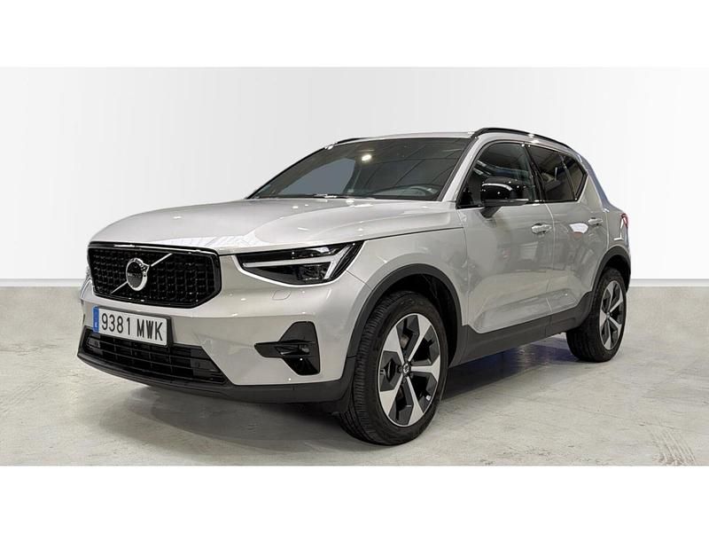 Usado Volvo XC40 Ultra 163 CV (119 kW) 2024 Gris SUV