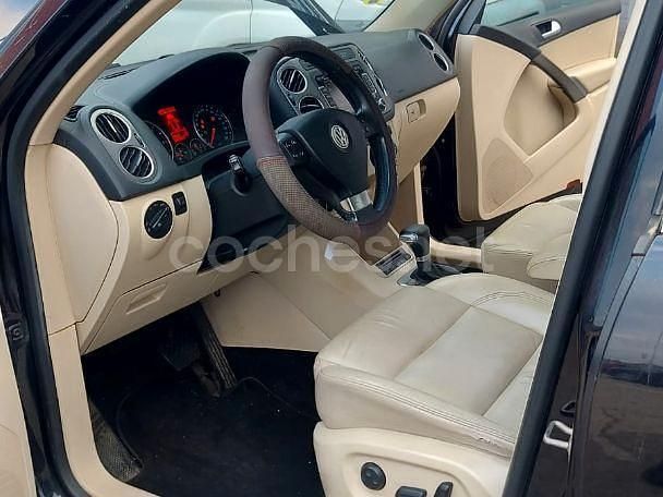 Usado VW Tiguan 140 CV (102 kW) 2008 Negro SUV