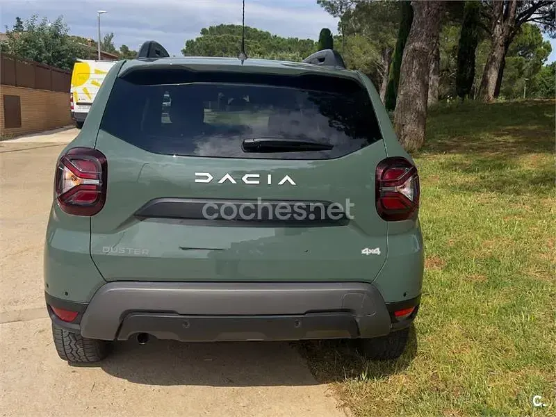 Usado Dacia Duster Prestige 115 CV (84 kW) 2023 Verde SUV