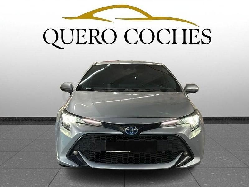 Usado Toyota Corolla Active 122 CV (89 kW) 2021 Gris / plata Familiar