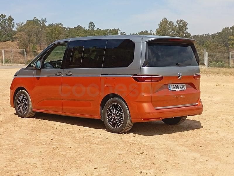 Käytetty VW Multivan Life 150 HP (110 kW) 2024 Oranssi Van