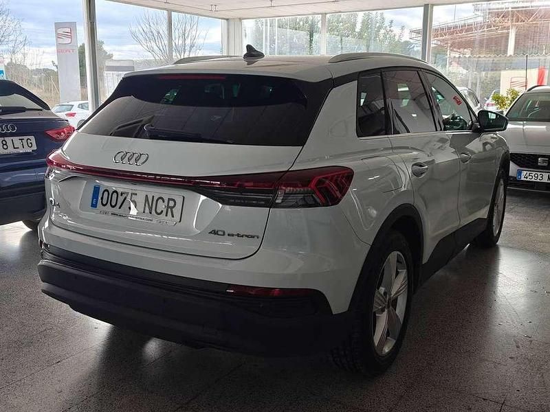 Usado Audi Q4 e-tron Advanced Plus 150 kW (204 CV) 2023 Blanco SUV