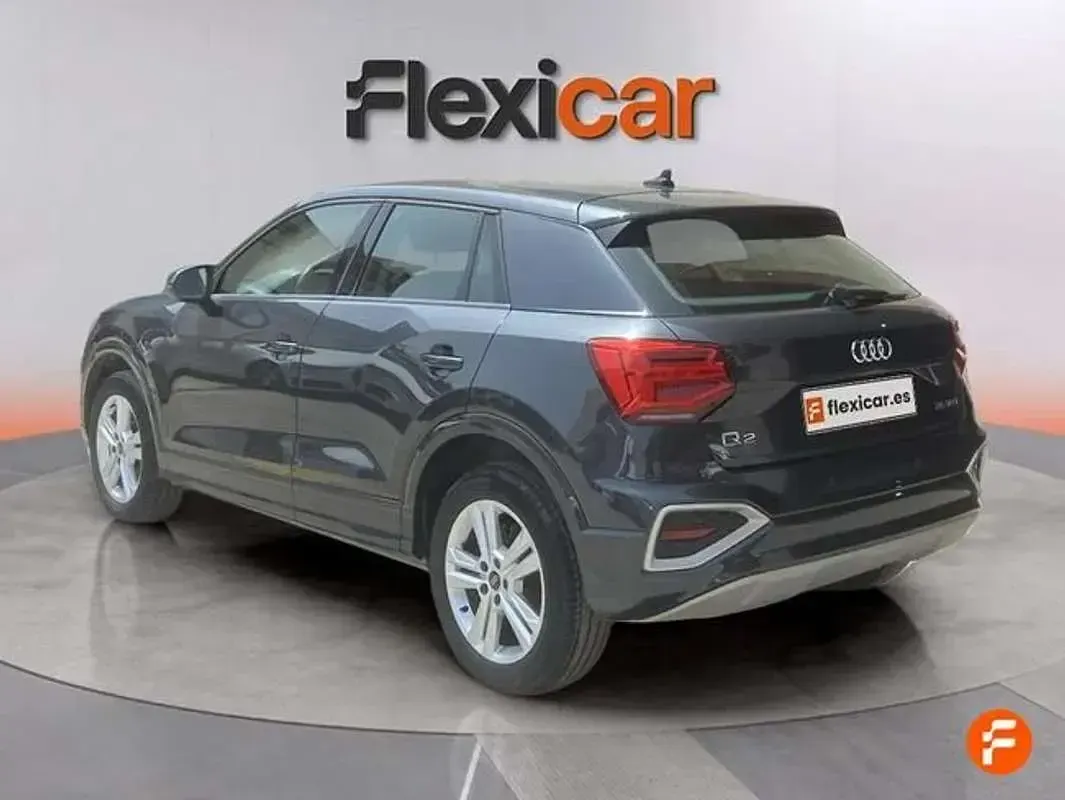Usado Audi Q2 Advanced 150 CV (110 kW) 2021 Gris SUV
