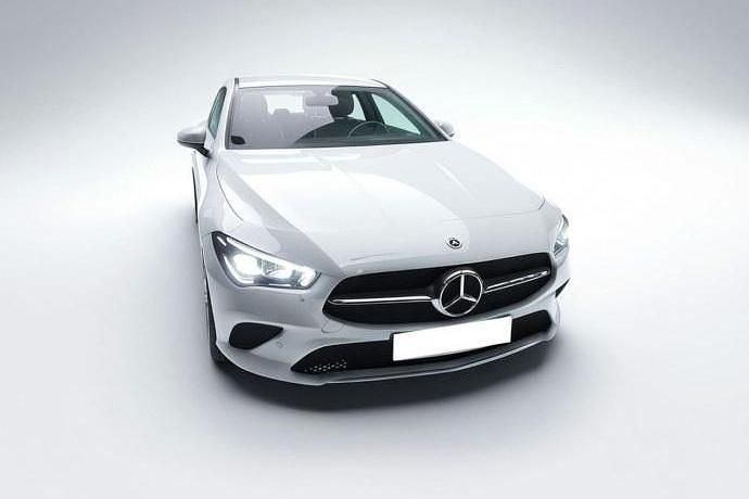 Usado Mercedes CLA250 Shooting Brake 218 CV (160 kW) 2021 Familiar