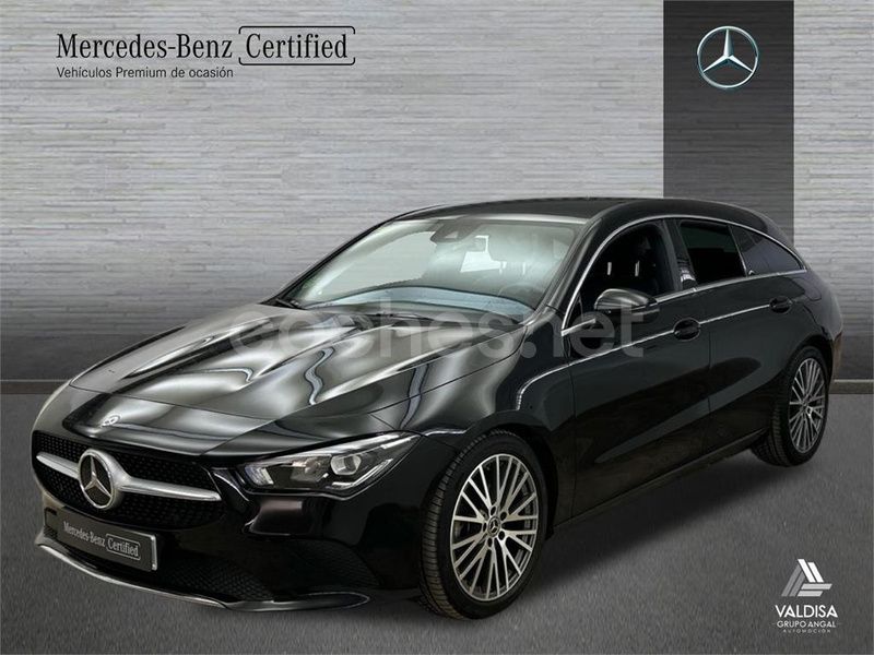 Negro noche Usado 2020 Mercedes CLA200 Shooting Brake Familiar | 30.900 € (Caro) - Imagen 1/4