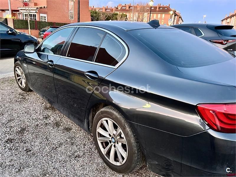Usado BMW 520 177 CV (130 kW) 2011 Azul Berlina
