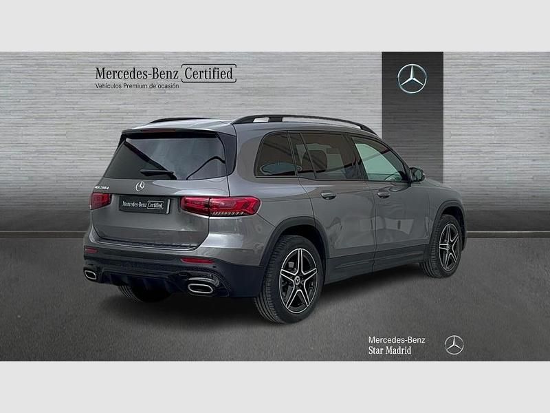 Usado Mercedes GLB200 AMG line 150 CV (110 kW) 2023 Gris SUV