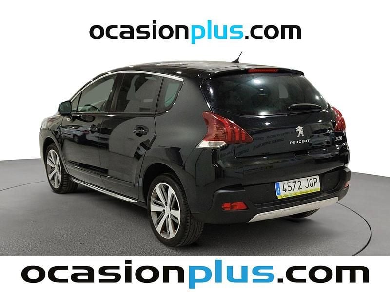 Usado Peugeot 3008 Allure 131 CV (96 kW) 2015 Negro Berlina
