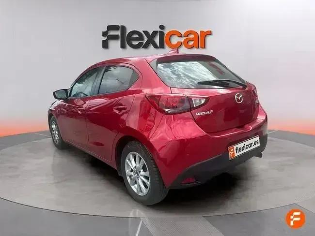 Usado Mazda 2 Edition 90 CV (66 kW) 2017 Rojo Berlina