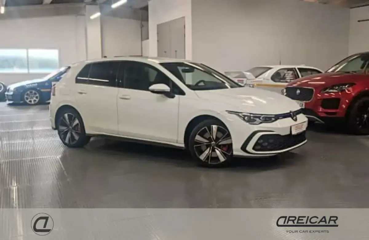Occasion VW Golf VIII GTE 245 ch (180 kW) 2021 Blanc Citadine