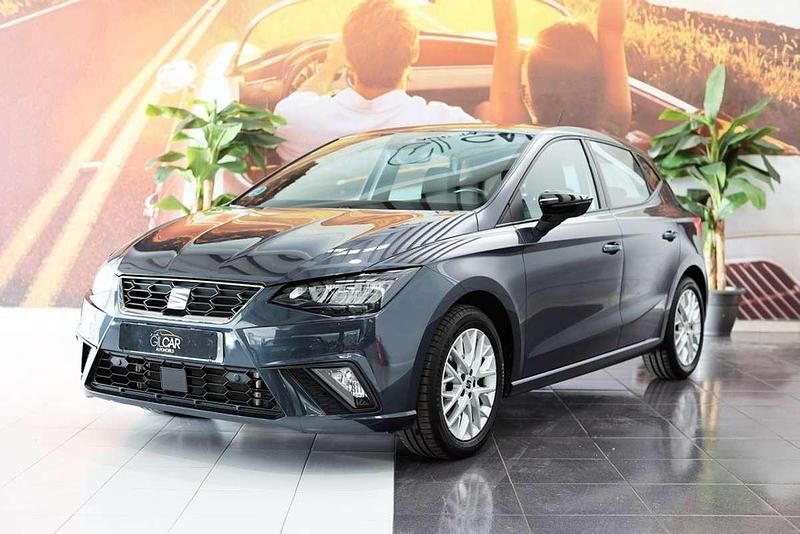 Gris Usado 2024 Seat Ibiza FR Utilitario | 15.900 € (Precio justo) - Imagen 1/4