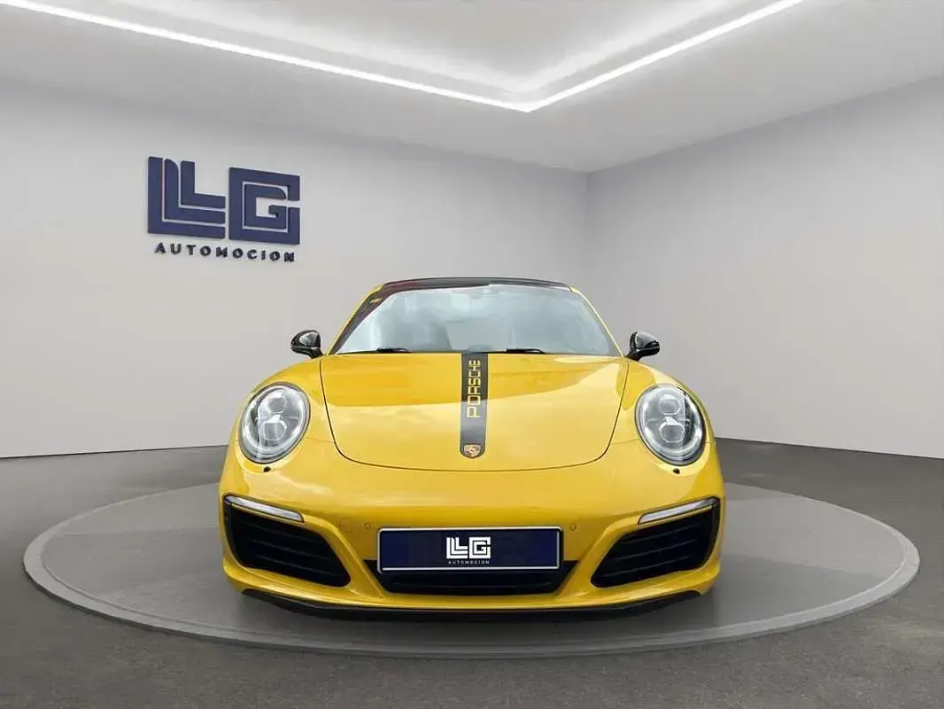 Usado Porsche 911 Carrera 4S 420 CV (308 kW) 2016 Amarillo Coupe