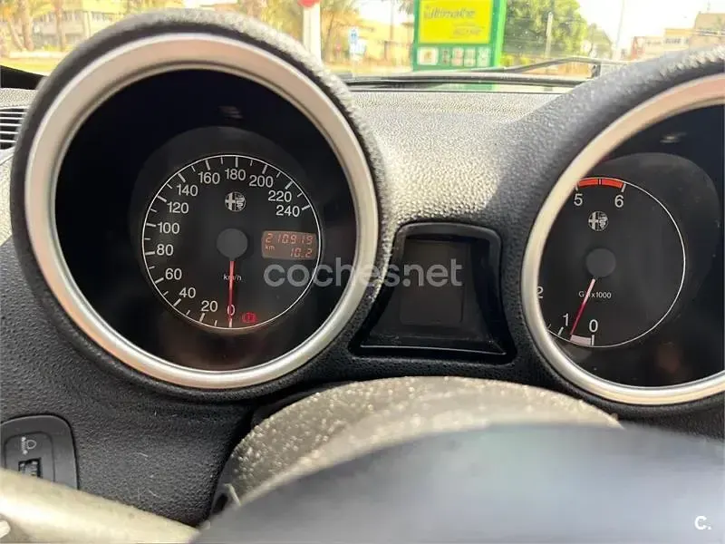 Usado Alfa Romeo 156 Progression 140 CV (102 kW) 2003 Azul Berlina