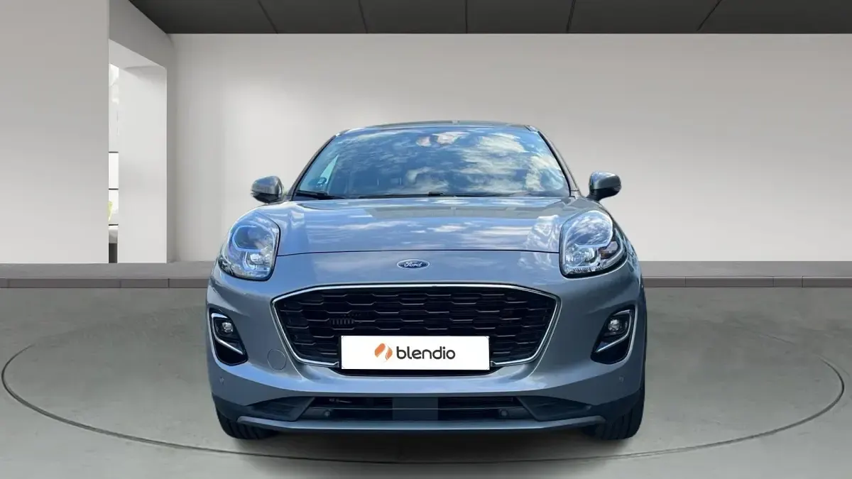Usado Ford Puma Titanium 125 CV (91 kW) 2024 Plata solar (metalizado) SUV
