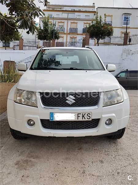 Begagnad Suzuki Grand Vitara 129 HK (94 kW) 2007 Vit SUV